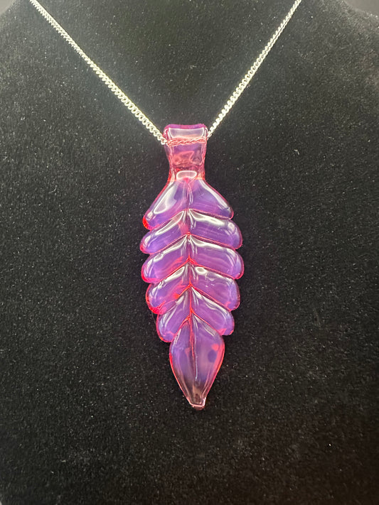 Telemagenta Leaf Pendant